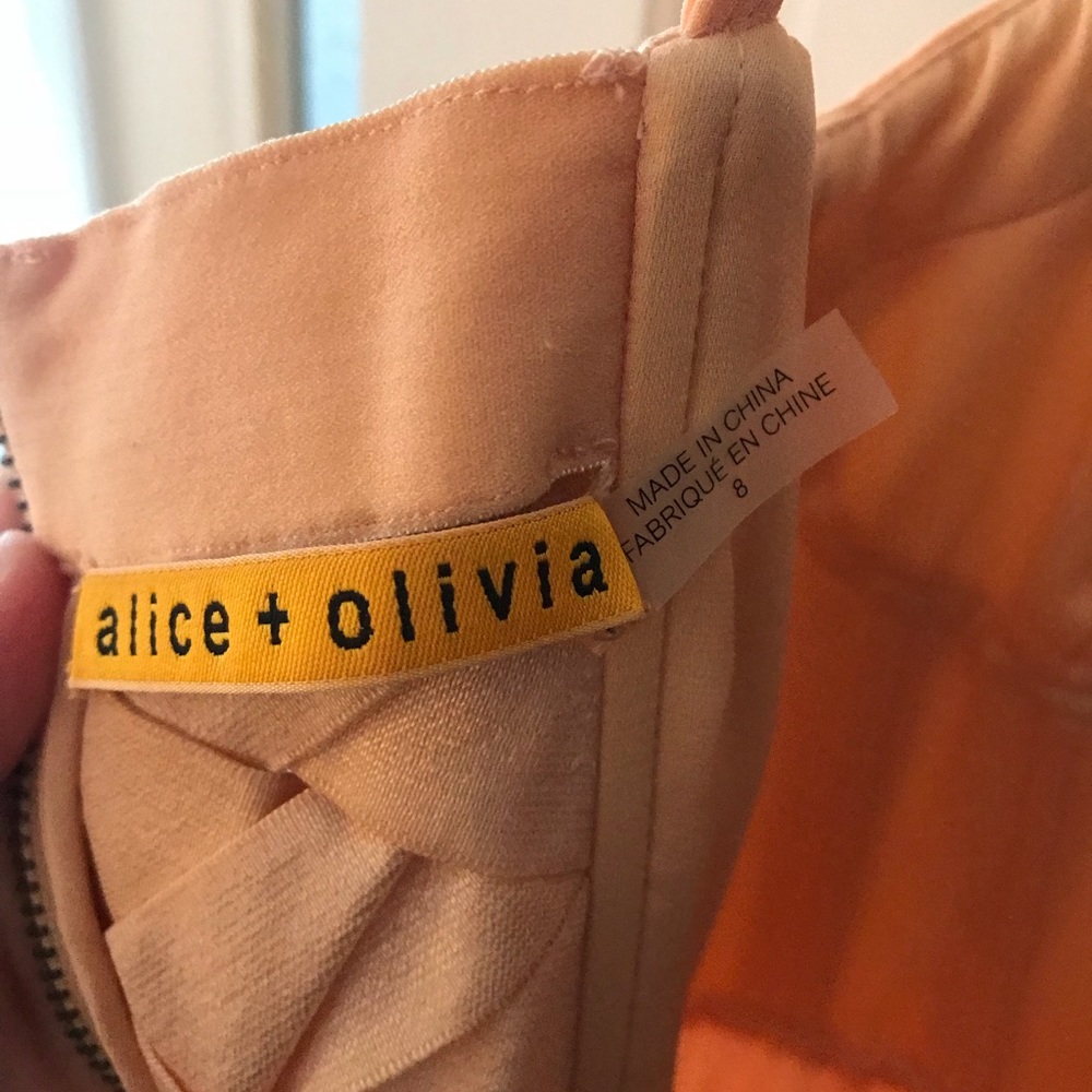 Alice +Olivia Pierce Maxi Dress Size 8. - Picture 6 of 7